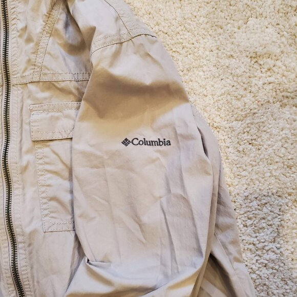 Women's Columbia Light Jacket - Picture 6 of 11